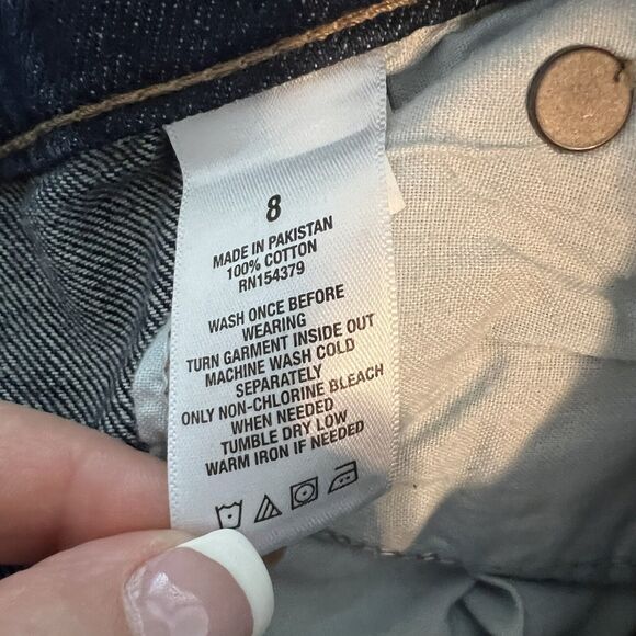 AERO Women's Jean Shorts High-rise Curvy Mom Short Size 8 Blue Denim Jean NEW - Picture 9 of 9